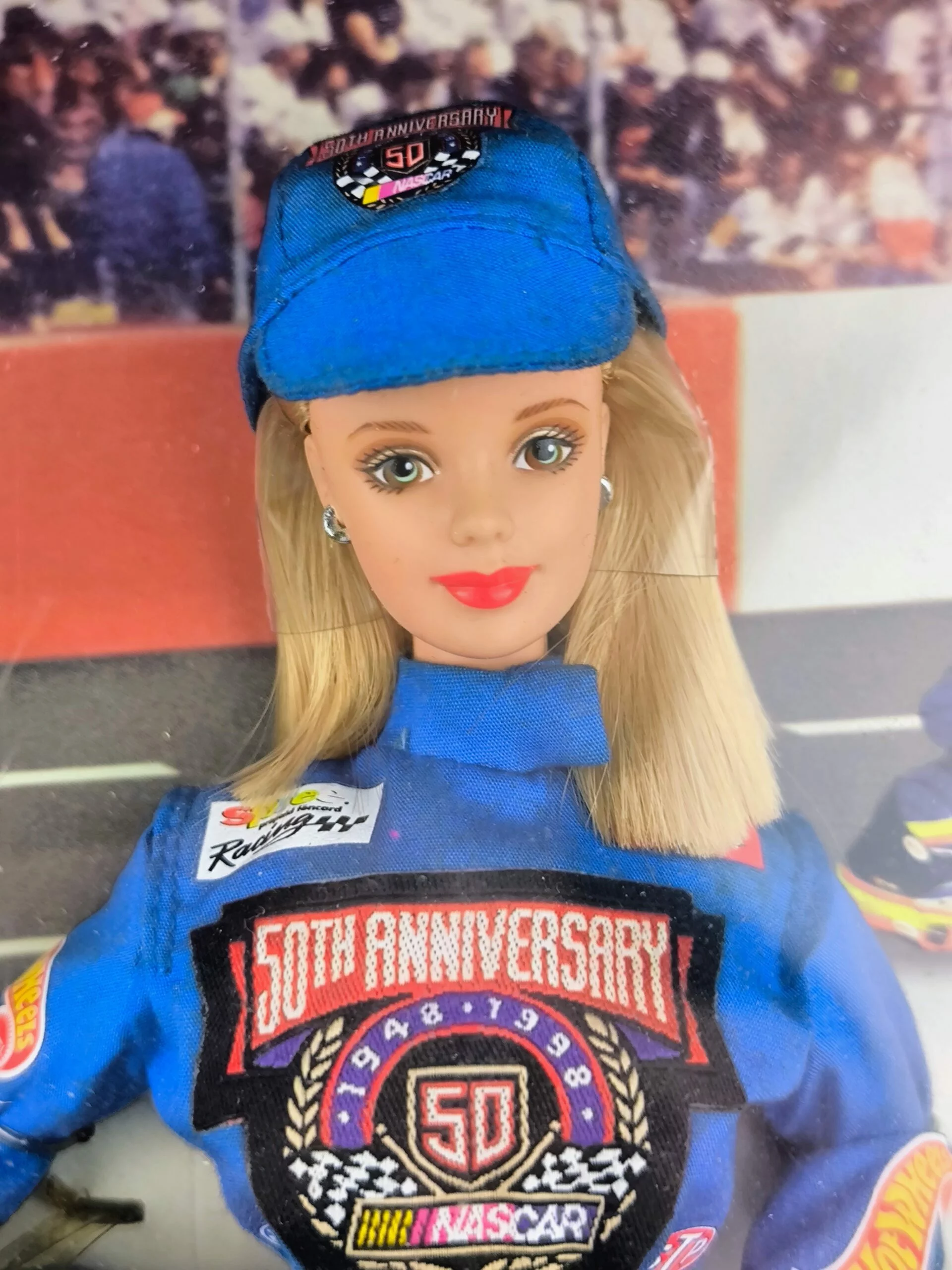 Barbie Nascar 50th Anniversary de 1998 - Imagen 2