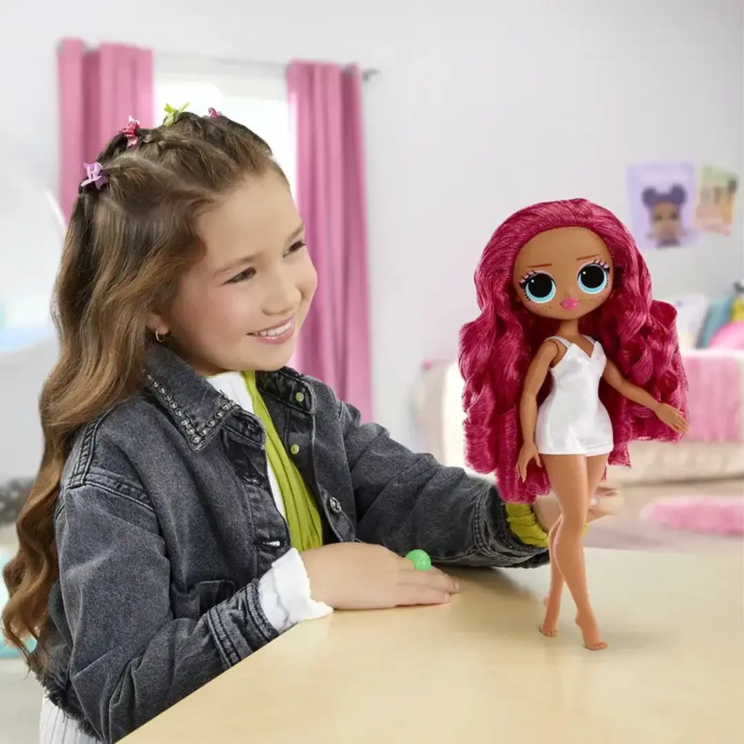 Muñeca L.O.L Surprise OMG Lounge Class Prez – 9108 - Imagen 3